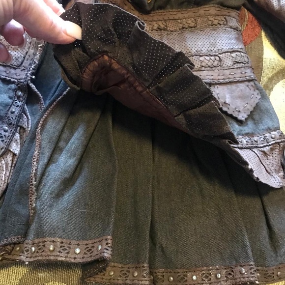 Jean Paul Gaultier embroidered brown jacket with leather detailing in sz S. - Picture 6 of 16